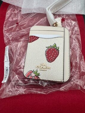 Coach Strawberry Zip Card Case - Cream